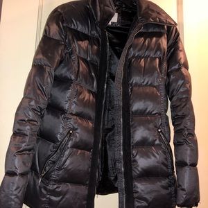 Laundry By Shelli Segal Jackets & Coats - Trendy grey metallic puffer coat Laundry By Shelli Segal Jackets & Coats - Trendy grey metallic puffer coat